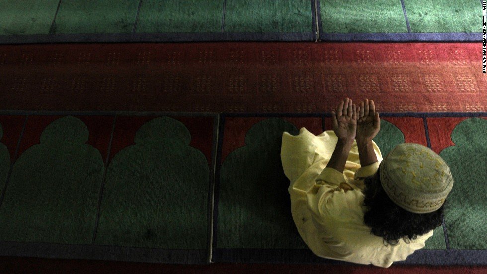 13072313430301ramadan0723horizontallarge 1 - Ramadhan 2013 around the world in pictures