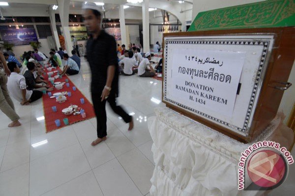 201307101bukapuasamuslimthailand-1.jpg