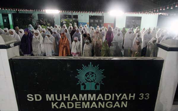 5712 12857 1 - Ramadhan 2013 around the world in pictures