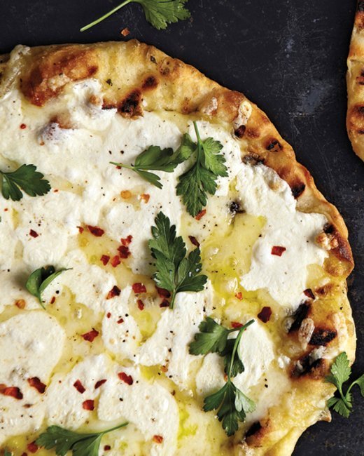 med105744_0710_piza_3_cheese_vert-1.jpg