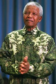 0209mandela 1 - Nelson Mandela, revered statesman and anti-apartheid leader, dies at 95 http://news.y