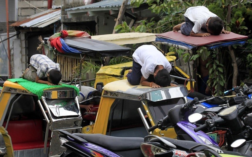 ramadanmanila_2964285k-1.jpg