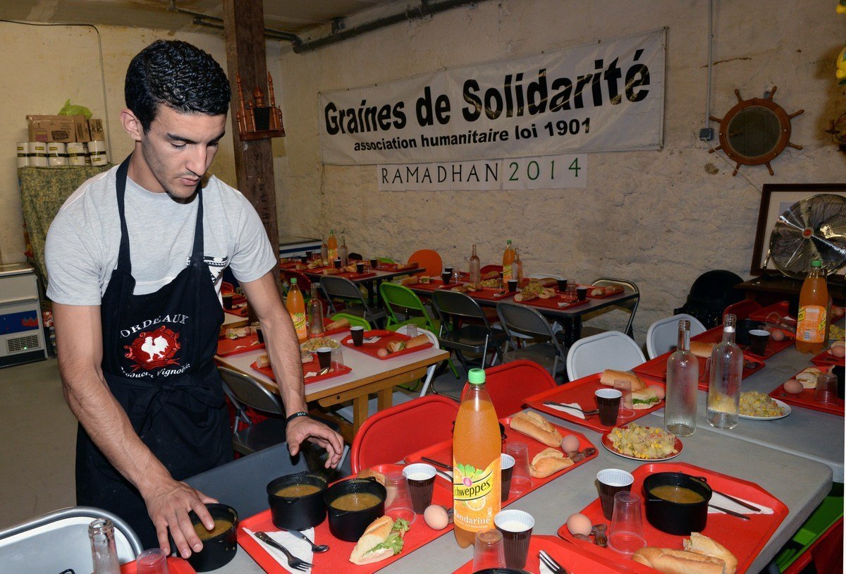 slide_356171_3917773_free-1.jpg