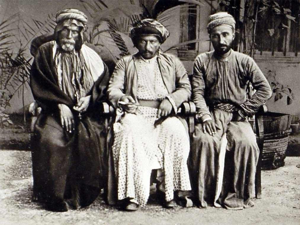 basrahajjis1880 1 - Fascinating Photos of Pilgrims in 1880