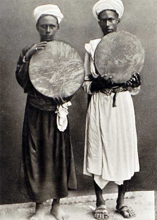 yemenhajjis1880 1 - Fascinating Photos of Pilgrims in 1880