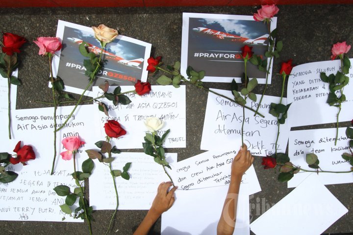 doauntukairasiaqz8501 20141230 192749 1 - Indonesia AirAsia Plane Missing