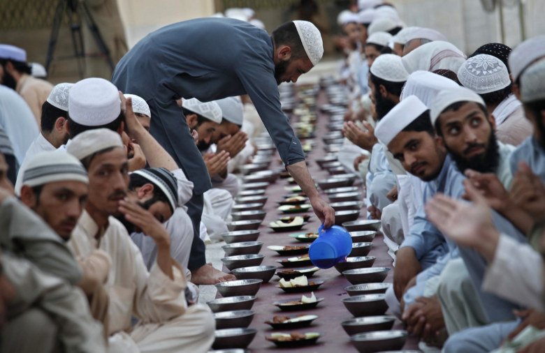 06182015Ramadan6780x506-1.jpg