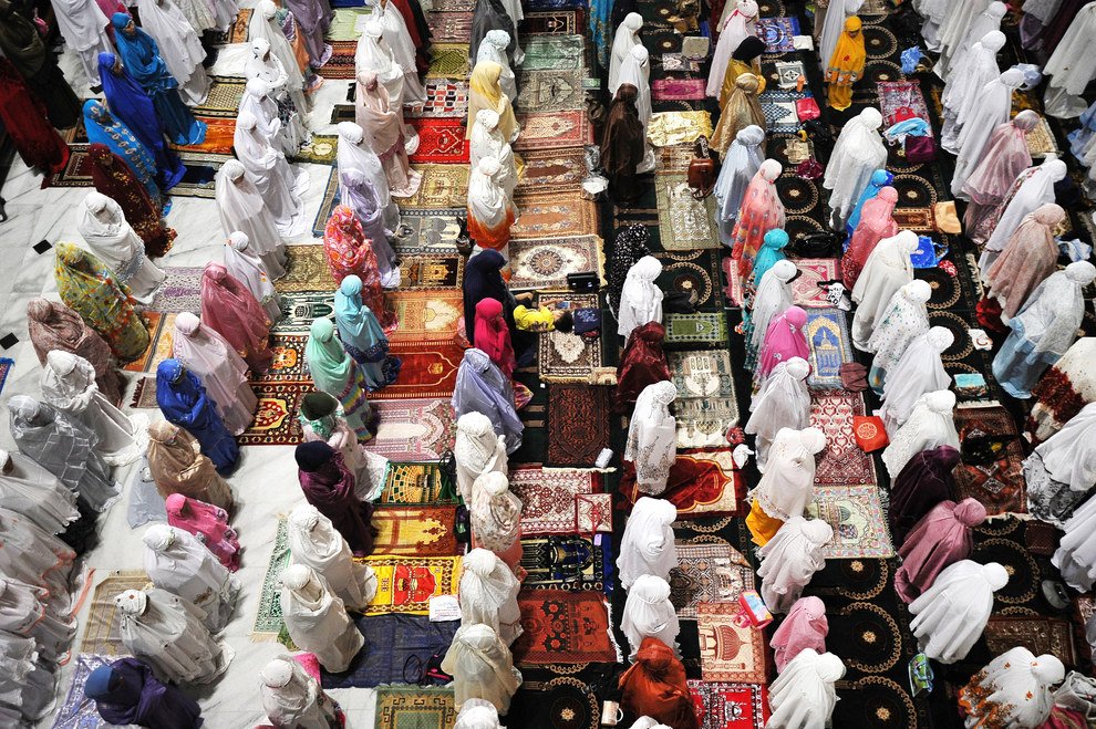 enhancedbuzzwide28383143474412420 1 - In pictures: Ramadhan 2015 around the world