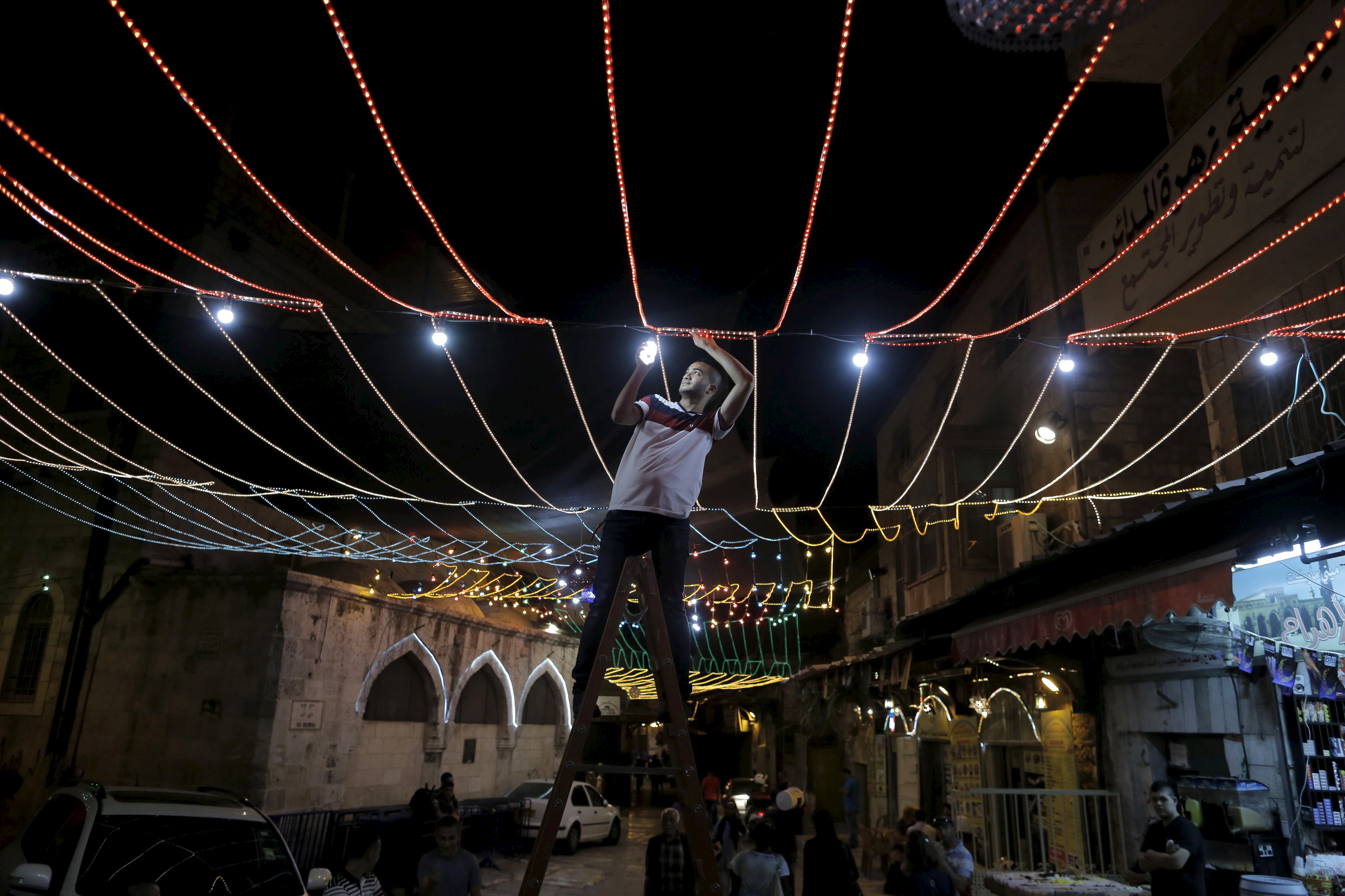 jerusalemdecorationsRTX1GSNZ-1.jpg