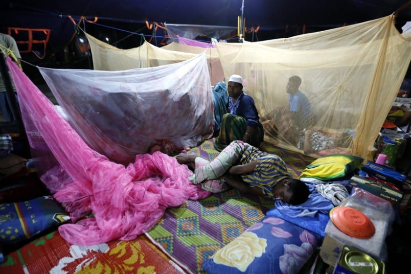 ramadanrohingya2_3345498k-1.jpg