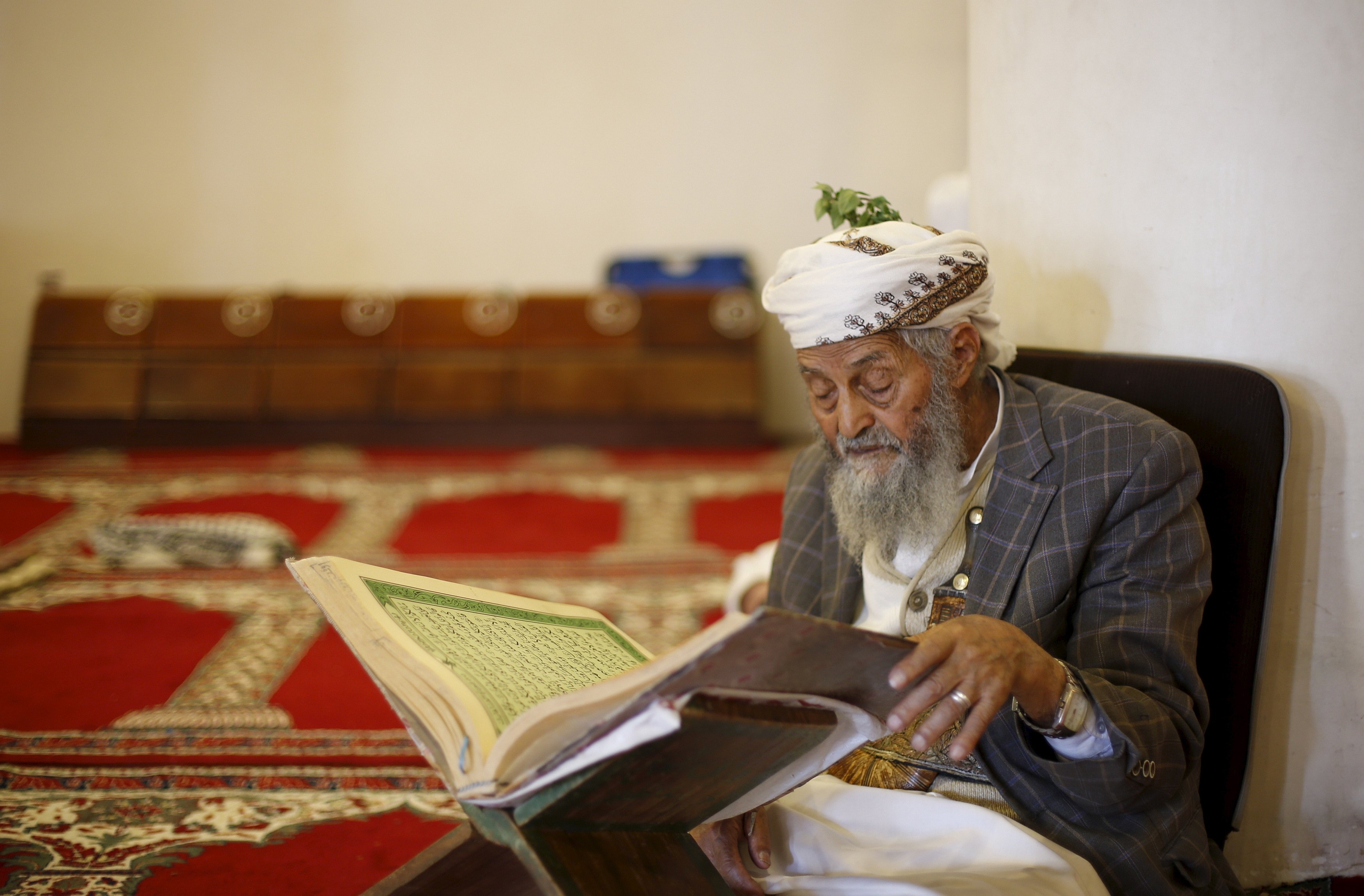 yemenreaderRTX1GXLO 1 - In pictures: Ramadhan 2015 around the world
