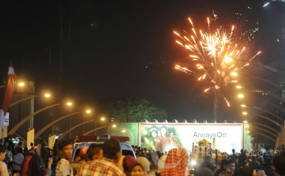 20120819_Pesta_Kembang_Api_Malam_Takbira-1.jpg