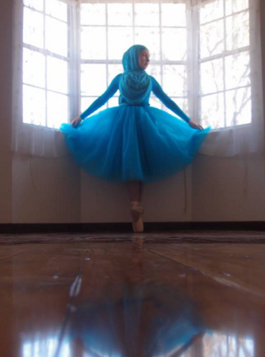 9DSKNHH 1 - The first Muslim Hijabi Ballerina in the World