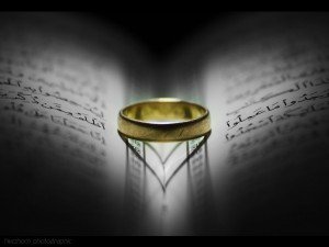 goldringwithloveshadow300x225-1.jpg