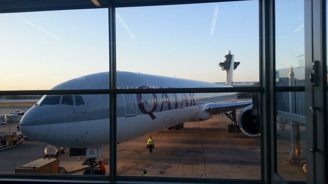 QatarAirlinesPlane2015-1.jpg