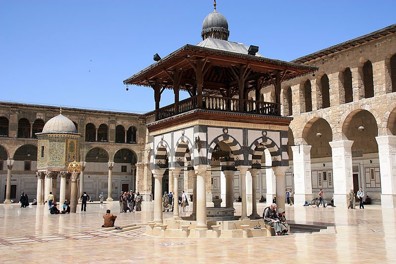 800pxUmayyadenMoschee Damaskus 1 - The Umayyad Mosque (Aleppo & Damascus)