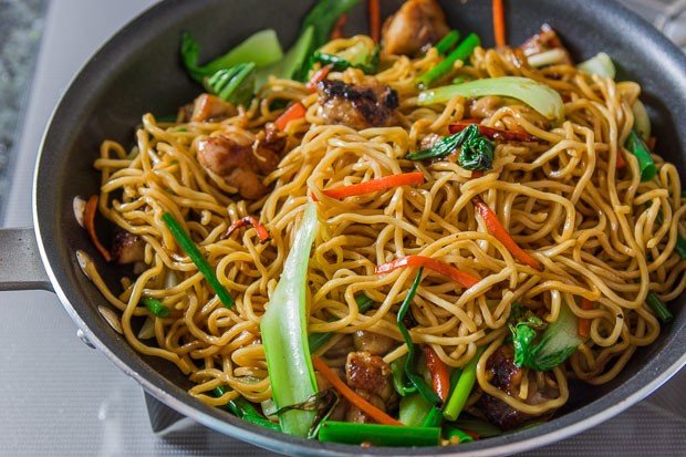 recipechickenchowmein-1.jpg
