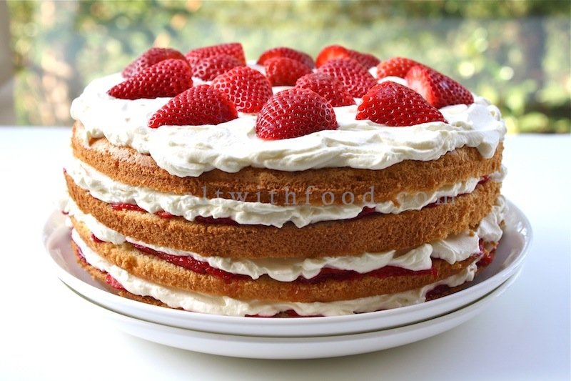 SSWFStrawberryCake-1.jpg