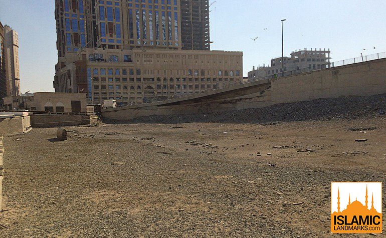 BurialplaceofSummayyara-1.jpg