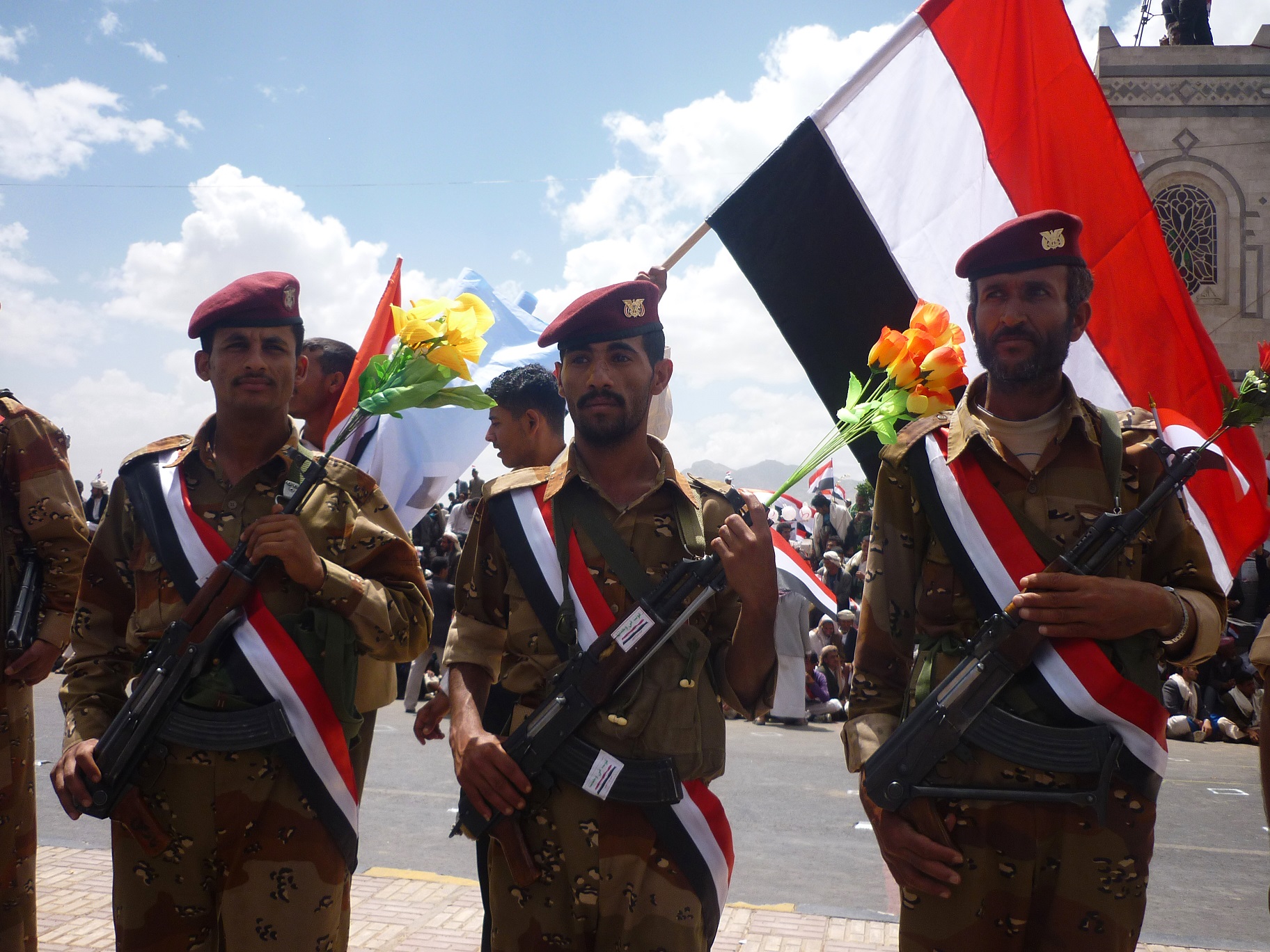 Yemeni soldiers 1 - Debunking Doublethink On Yemen