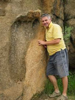 2footprintof200millionyears-1.jpg